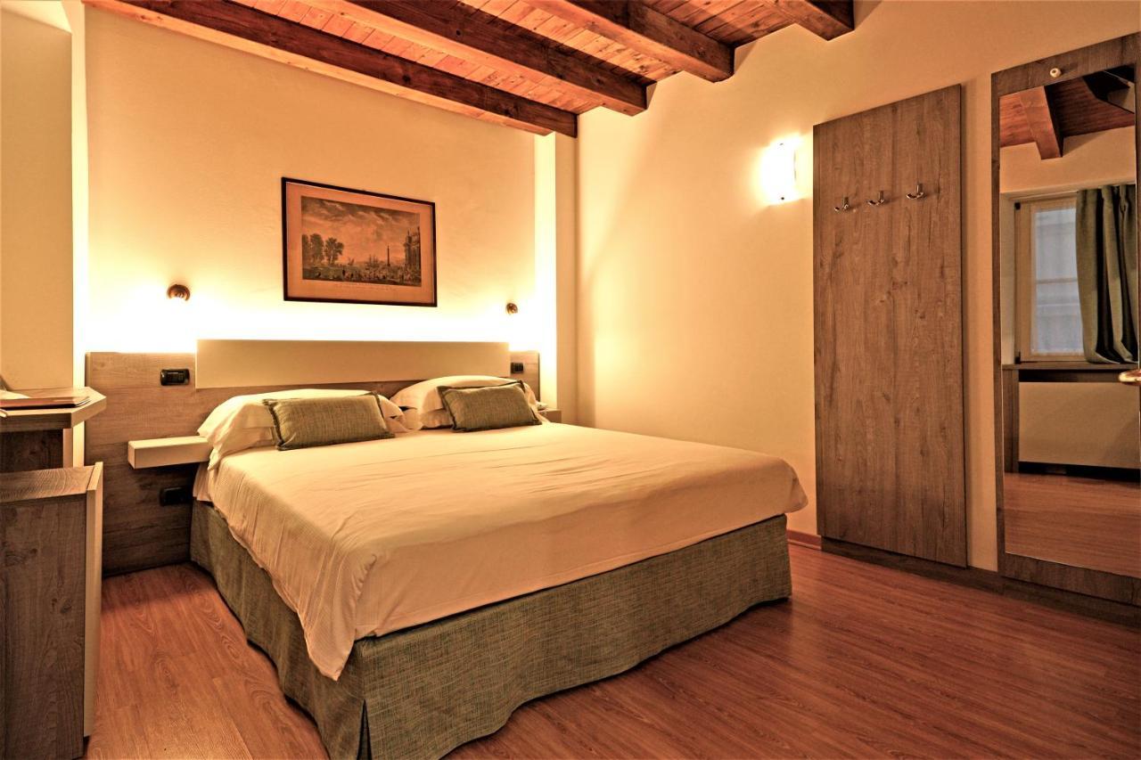 Joyce Hotel